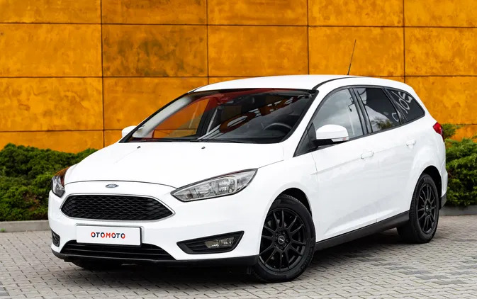 ford Ford Focus cena 33900 przebieg: 146000, rok produkcji 2015 z Radom